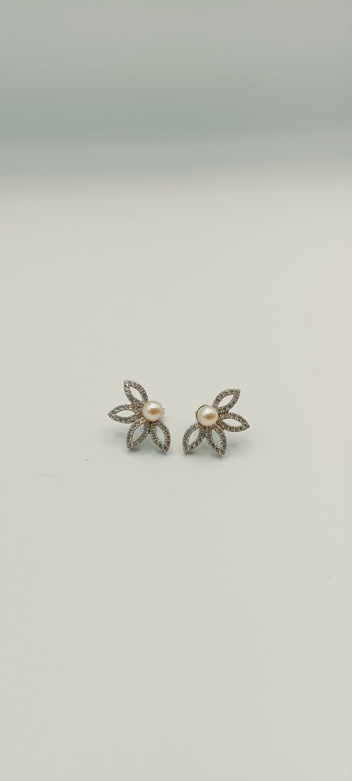 White Gold earrings